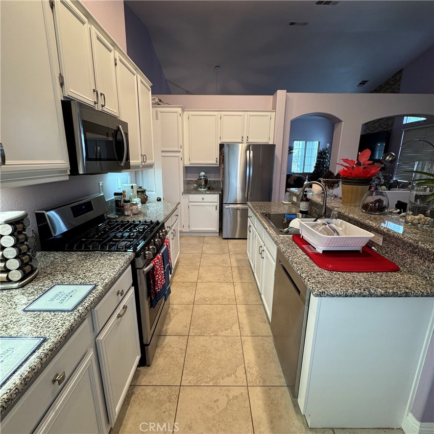 Lancaster, California, 93534, United States, 4 Bedrooms Bedrooms, ,2 BathroomsBathrooms,Residential,For Sale,2007515