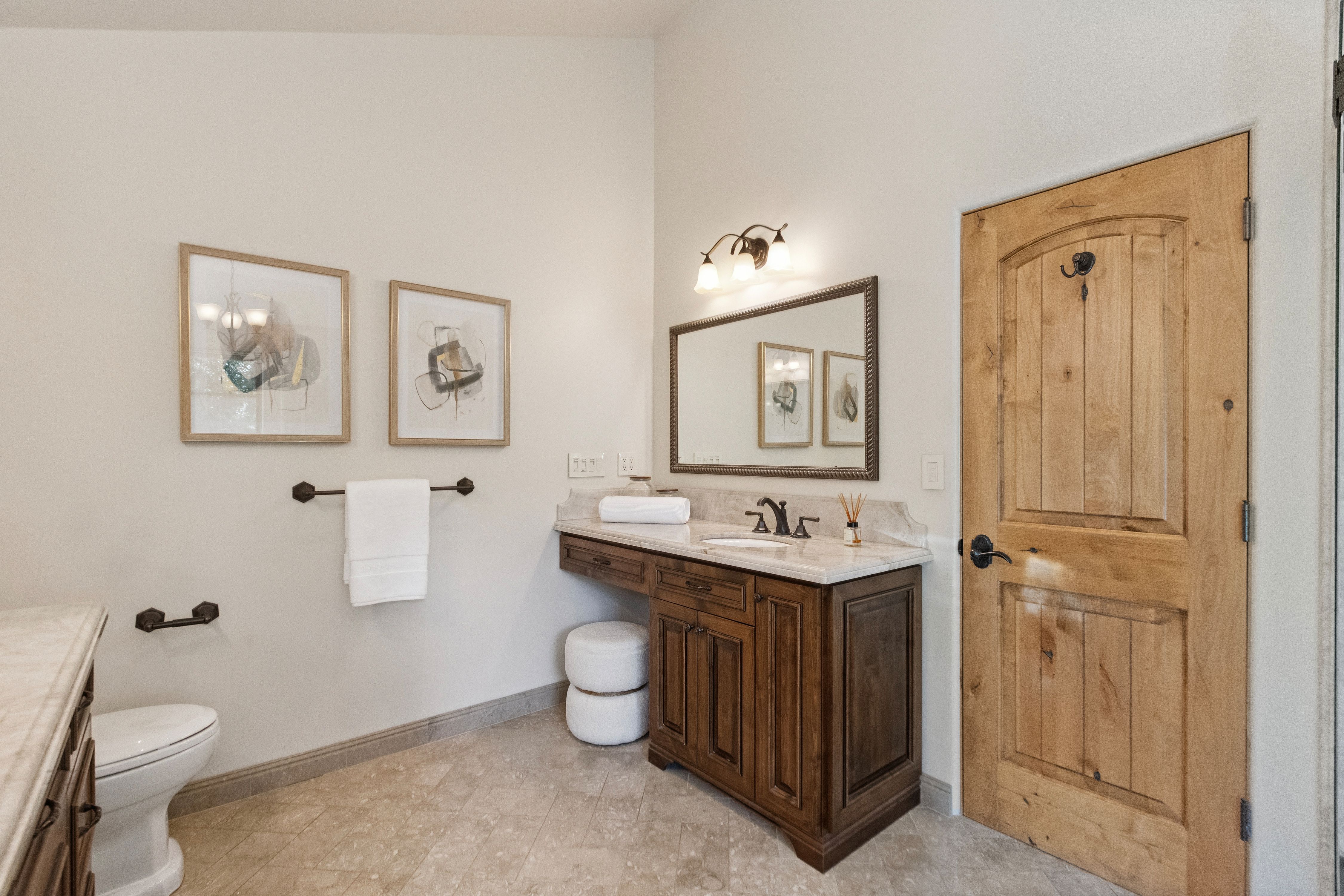  Mediterranean-Style Beauty with Garden Escape - 物件實景