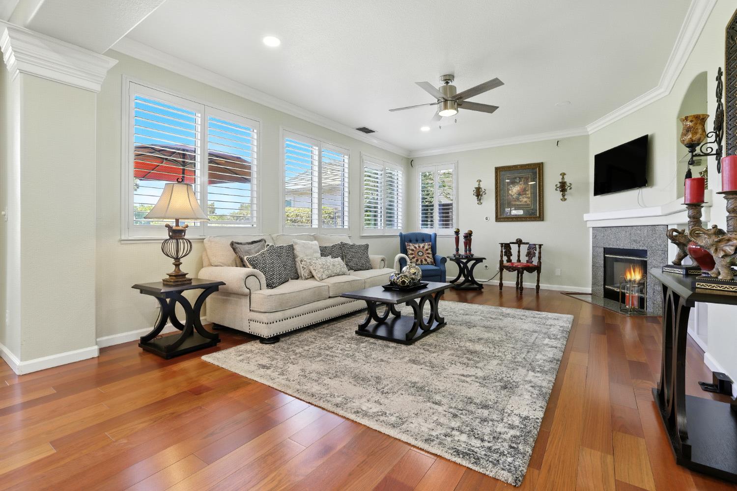 Sacramento, California, 95834, United States, 4 Bedrooms Bedrooms, ,3 BathroomsBathrooms,Residential,For Sale,1932089