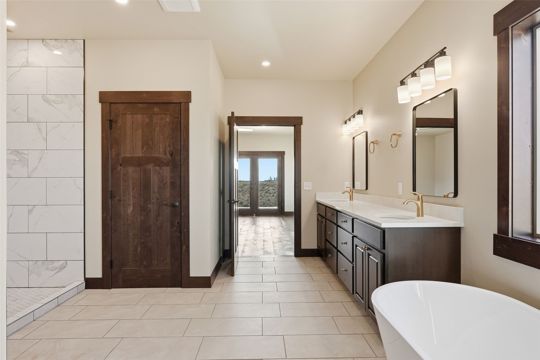  475 Ashleigh Lane - 物件實景