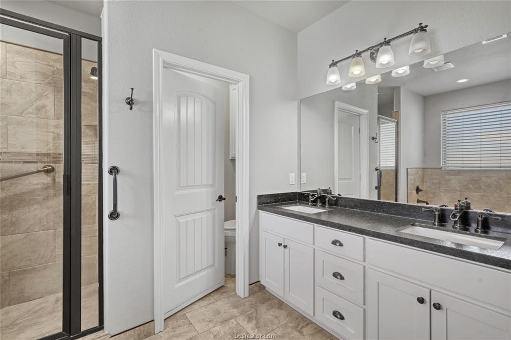 North Zulch, Texas, 77872, United States, 4 Bedrooms Bedrooms, ,3 BathroomsBathrooms,Residential,For Sale,1920538