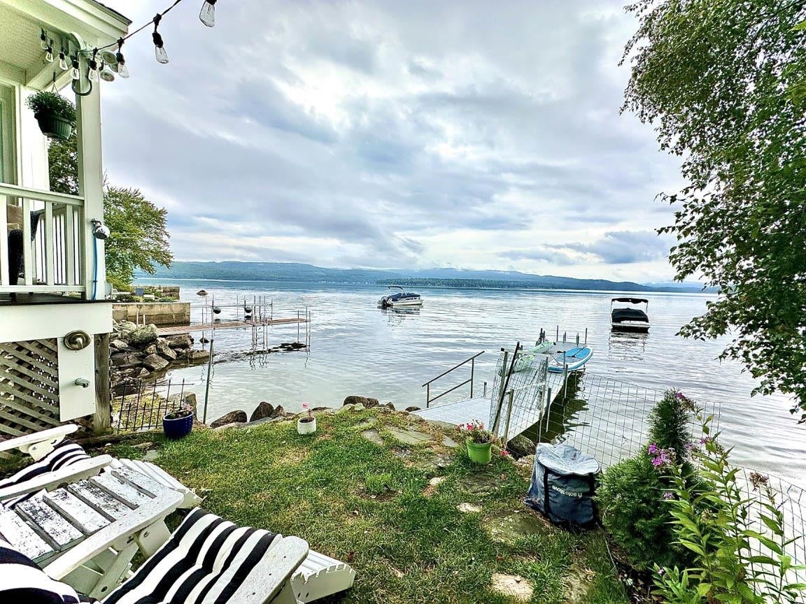 Bristol, New Hampshire, 03222, United States, 2 Bedrooms Bedrooms, ,Residential,For Sale,1933132