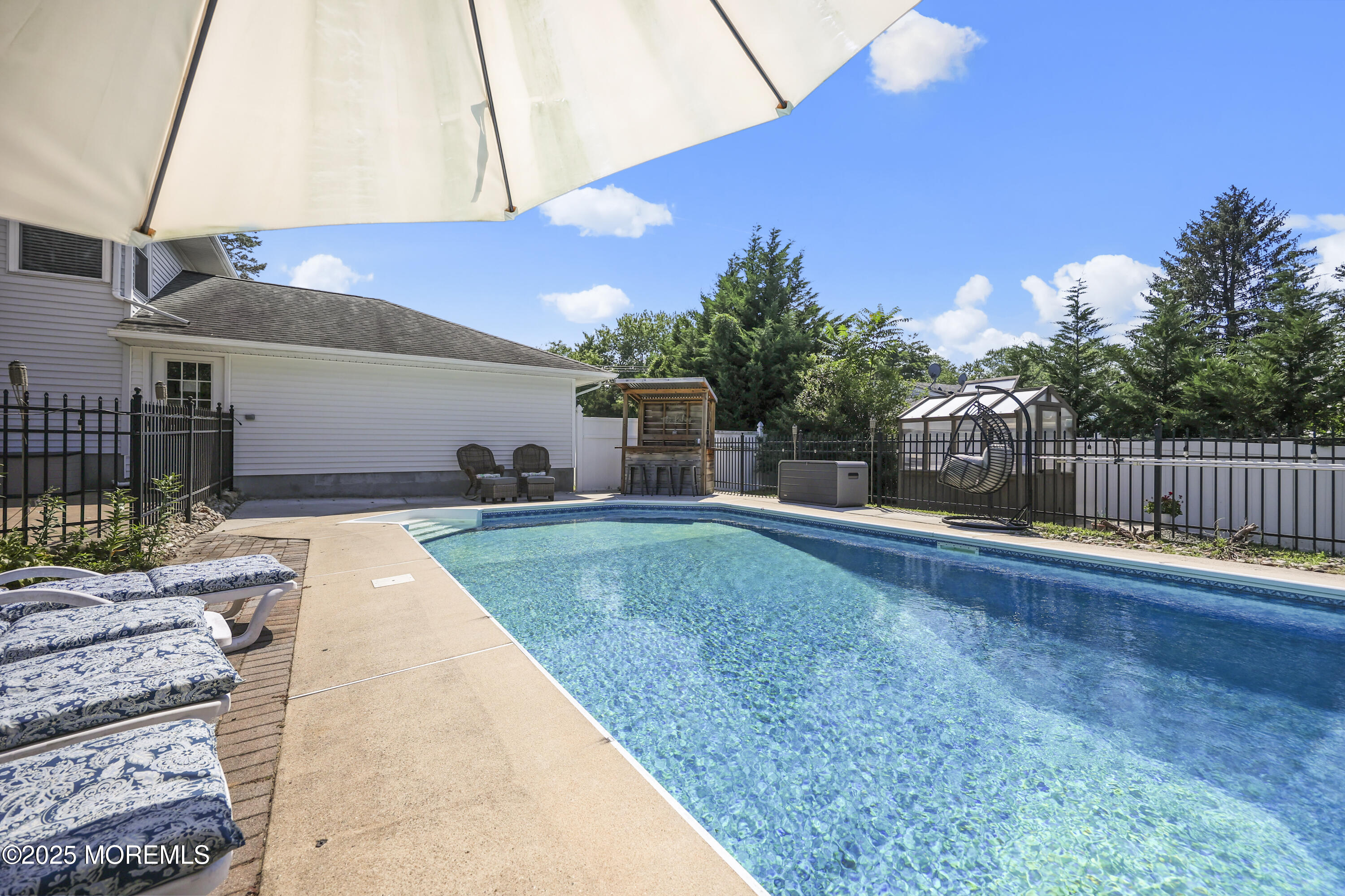 Howell, New Jersey, 07731, United States, 4 Bedrooms Bedrooms, ,2 BathroomsBathrooms,Residential,For Sale,1942279