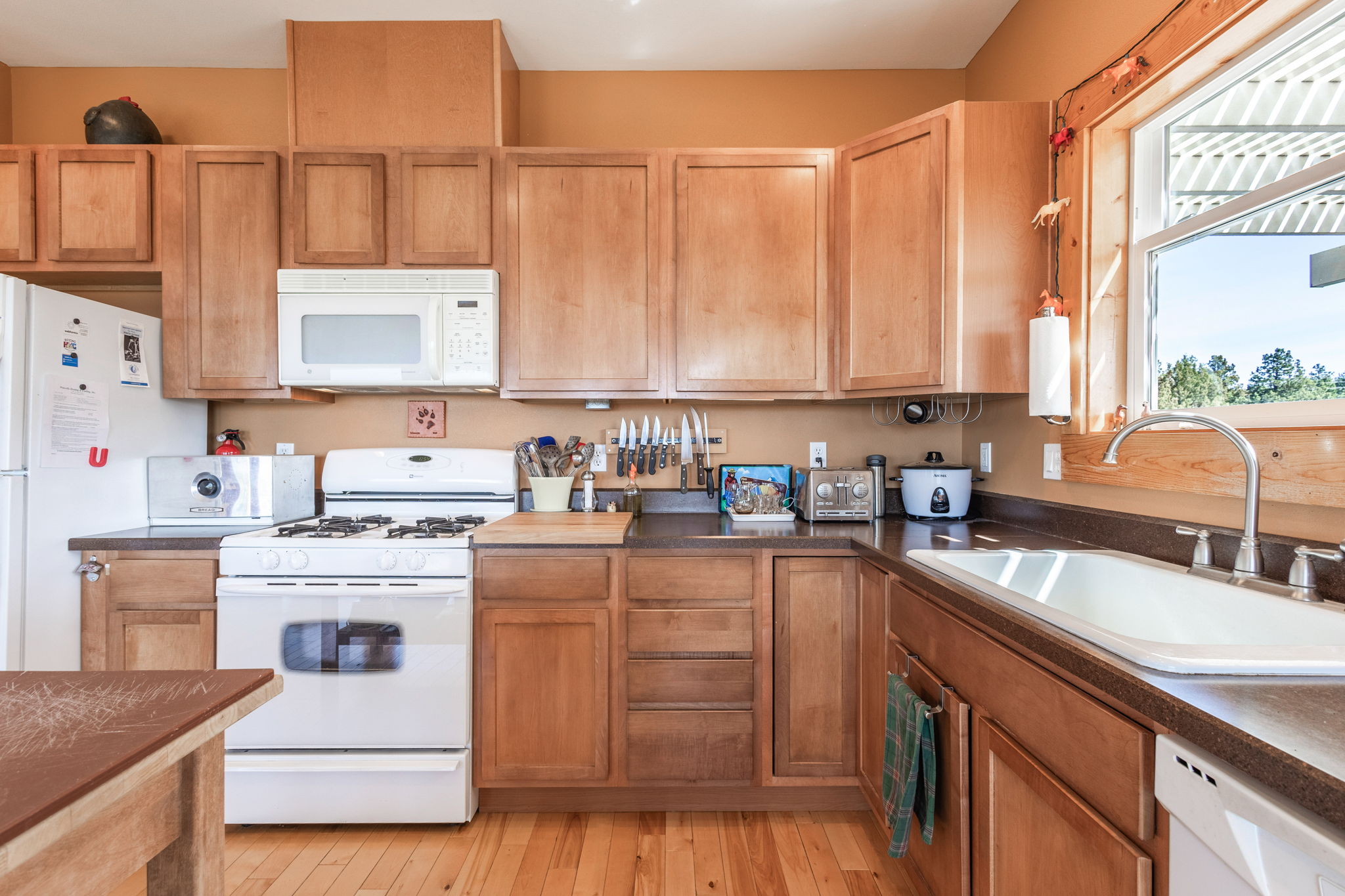 Prineville, Oregon, 97754, United States, 3 Bedrooms Bedrooms, ,3 BathroomsBathrooms,Residential,For Sale,1787892