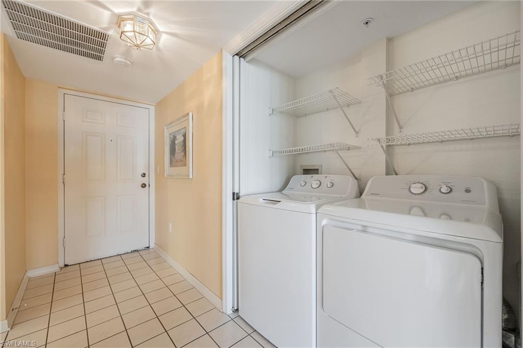 Fort Myers Beach, Florida, 33931, United States, 2 Bedrooms Bedrooms, ,2 BathroomsBathrooms,Residential,For Sale,1787356
