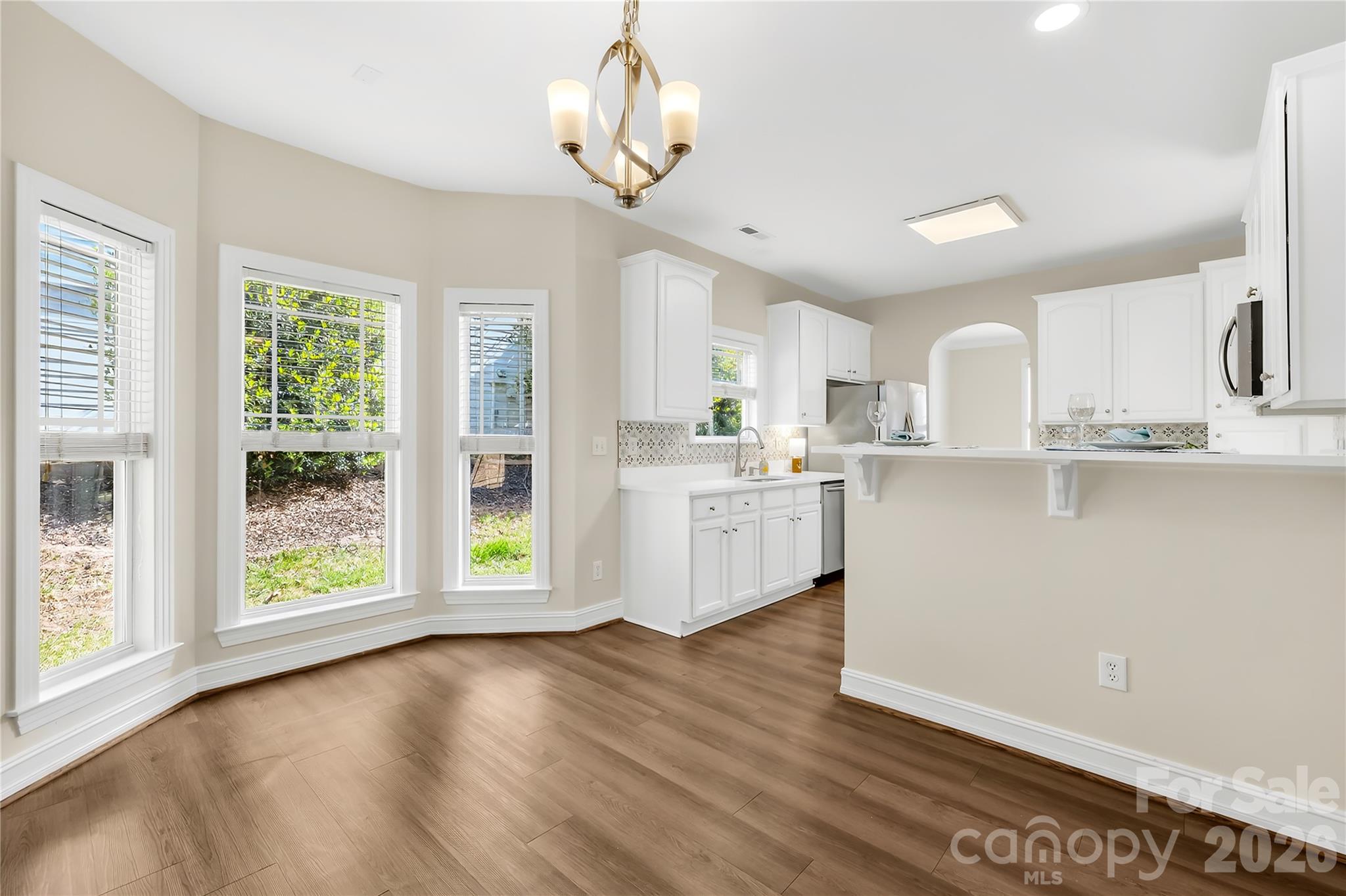 Cornelius, North Carolina, 28031, United States, 4 Bedrooms Bedrooms, ,4 BathroomsBathrooms,Residential,For Sale,2045190