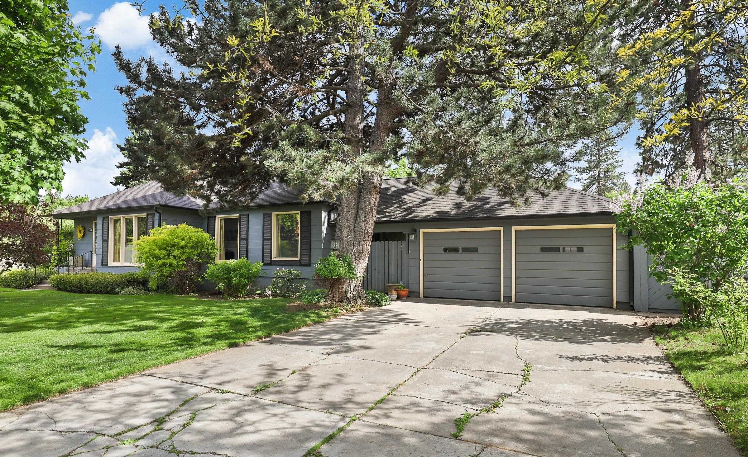 Spokane, Washington, 99203, United States, 4 Bedrooms Bedrooms, ,3 BathroomsBathrooms,Residential,For Sale,1827628