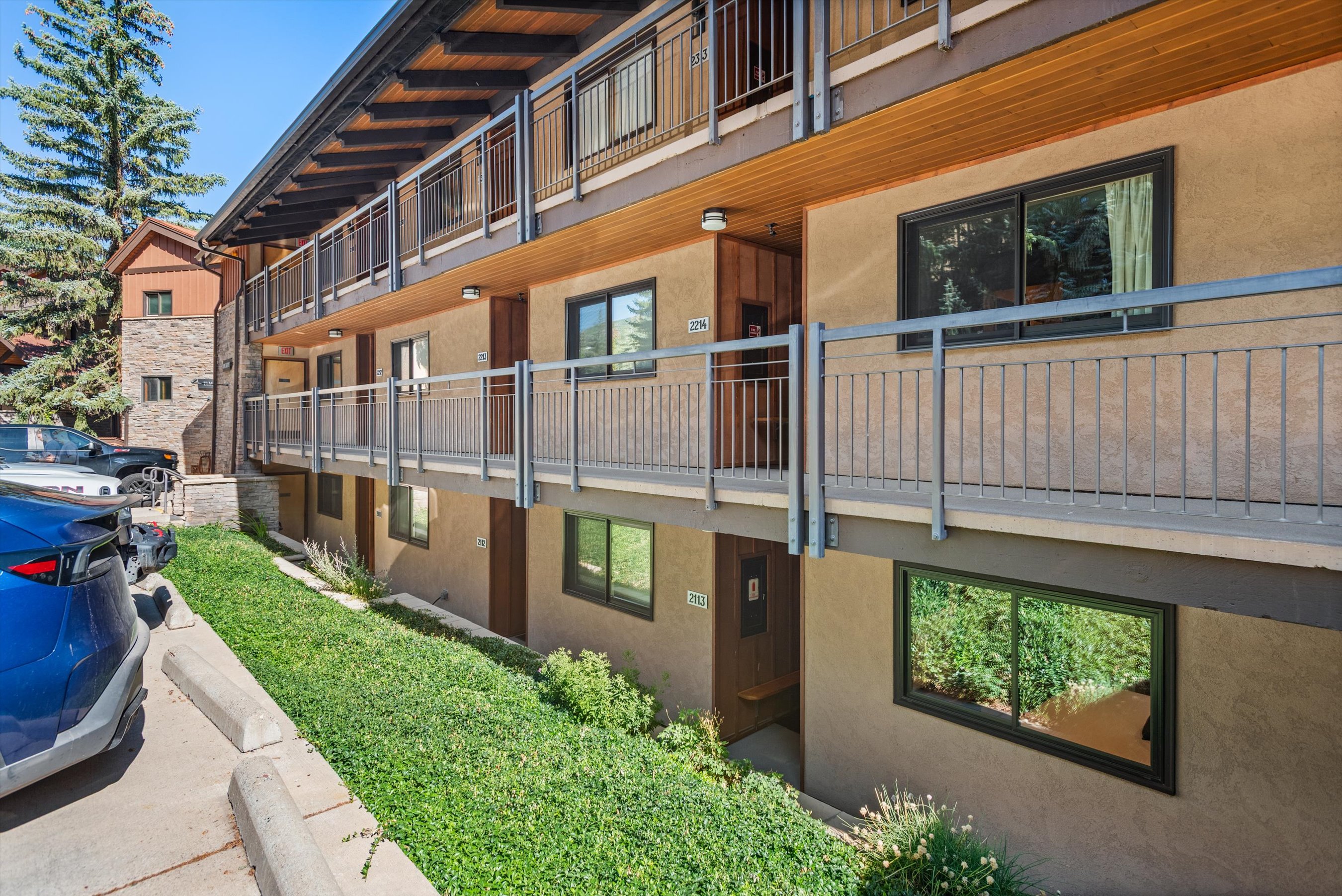  Turnkey Ski-In/Ski-Out at The Crestwood - 物件實景