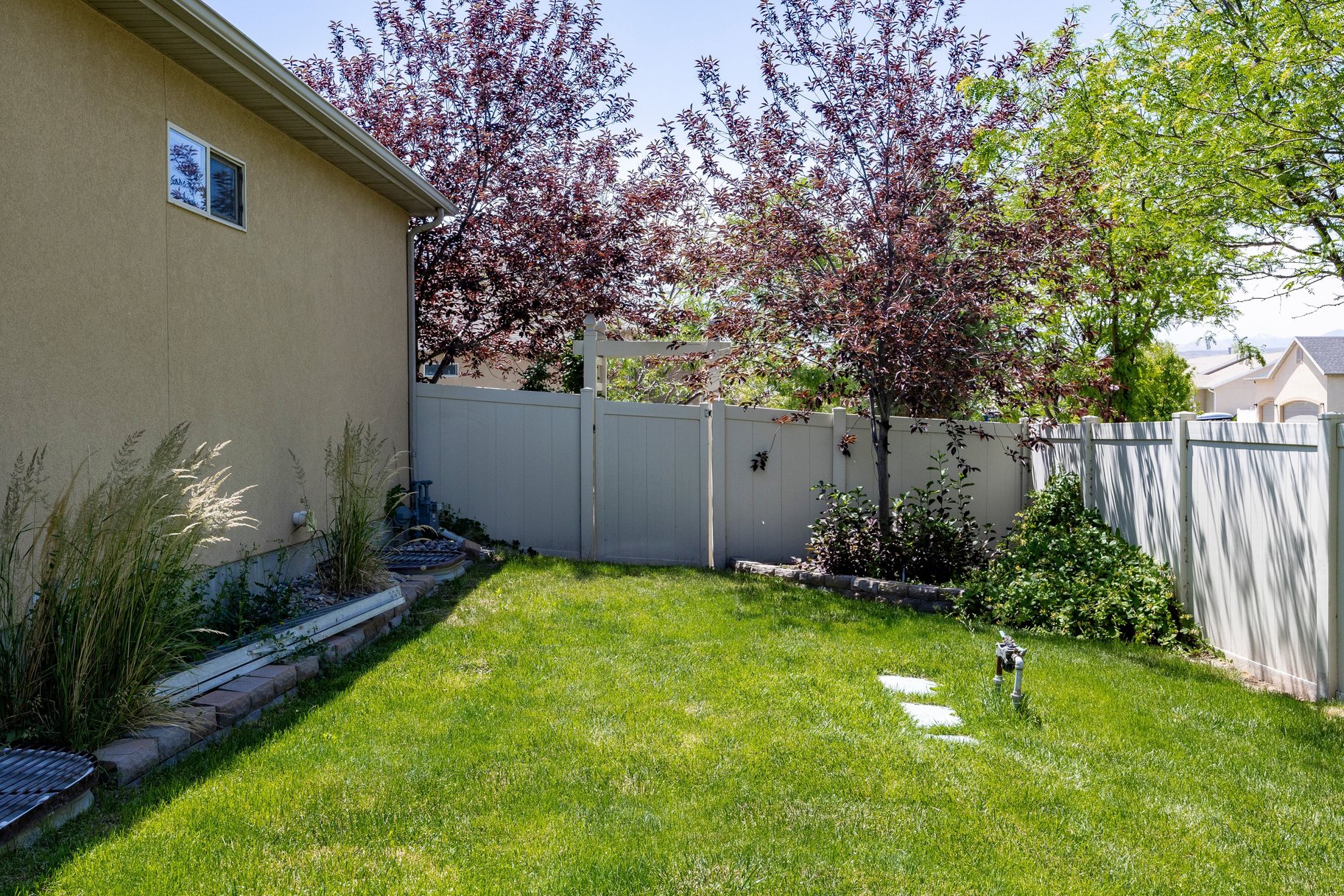 Enjoy Single Level Living at It