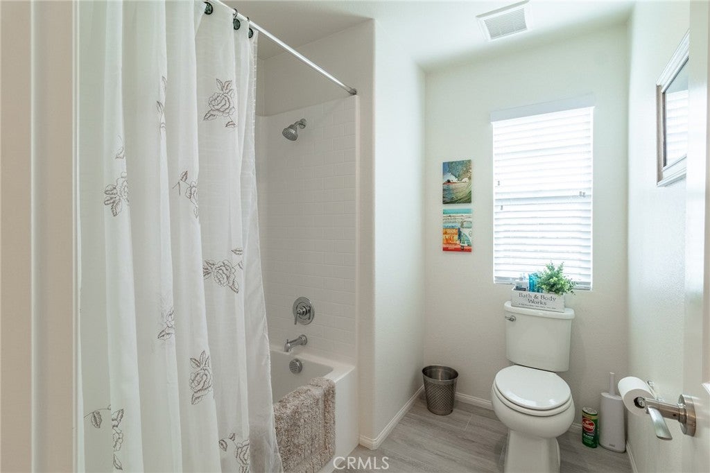 Redlands, California, 92374, United States, 5 Bedrooms Bedrooms, ,4 BathroomsBathrooms,Residential,For Sale,1974798