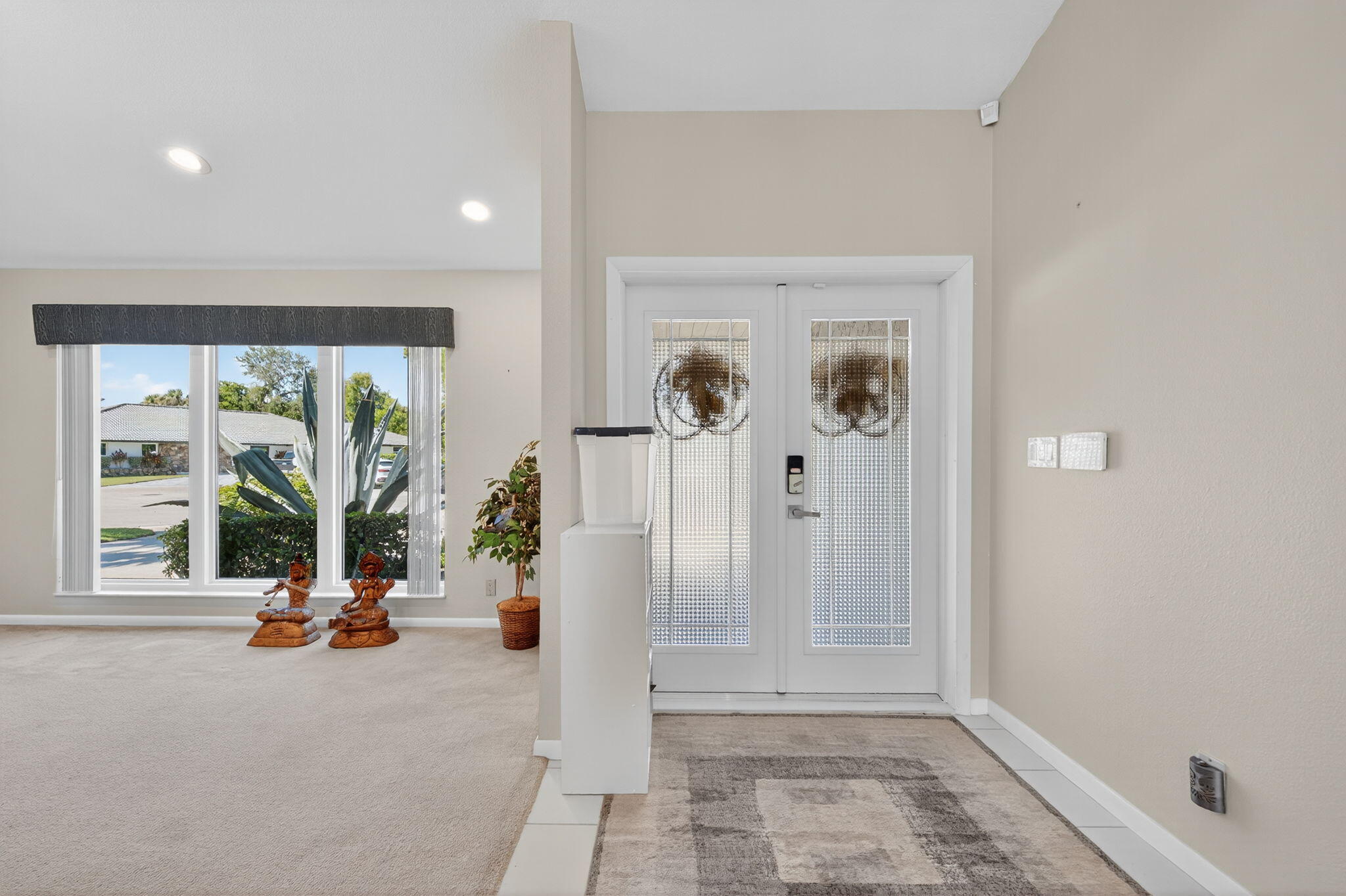 Coral Springs, Florida, 33071, United States, 4 Bedrooms Bedrooms, ,3 BathroomsBathrooms,Residential,For Sale,1989618