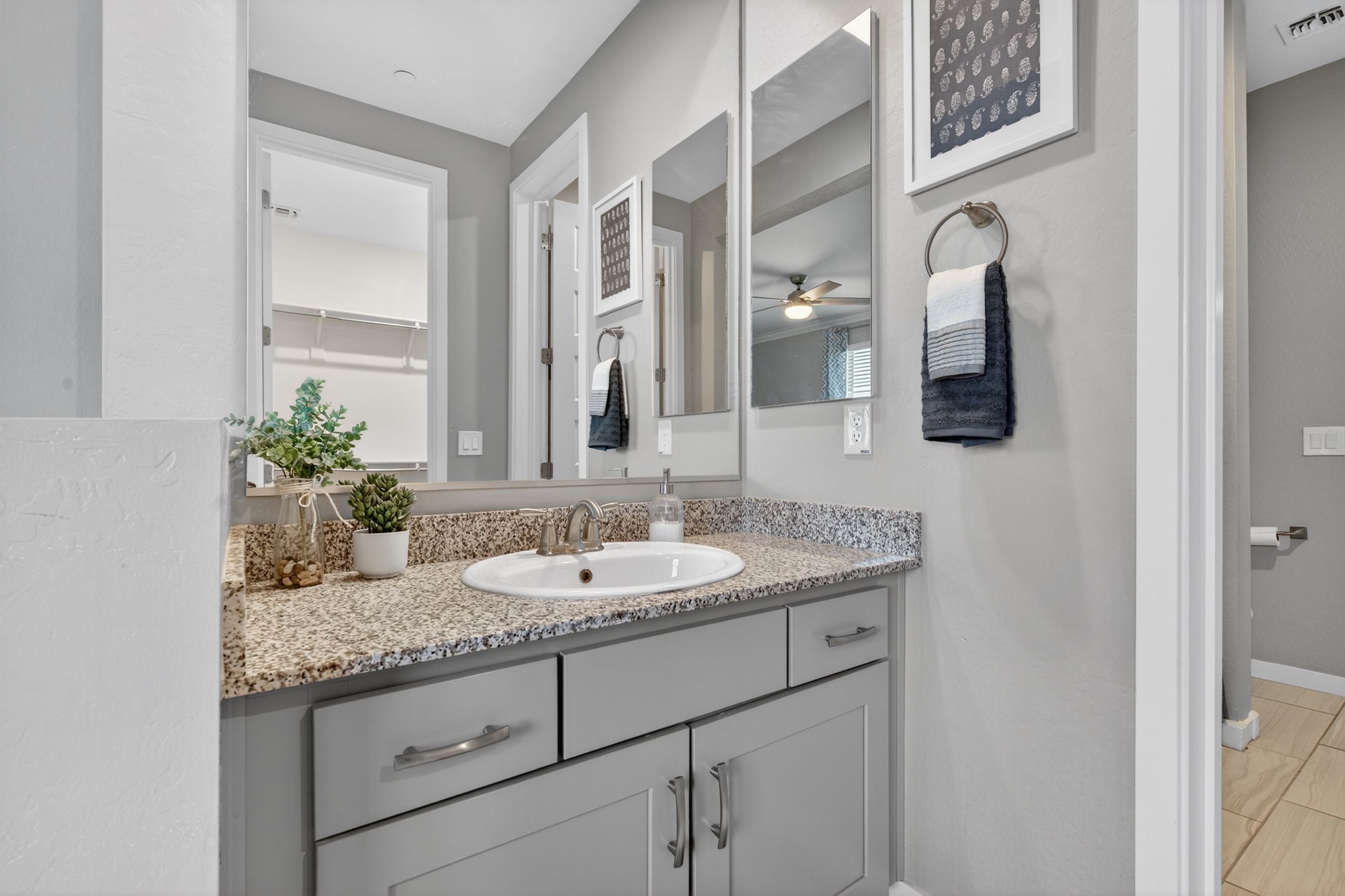  25519 N 102nd Drive  Peoria, AZ - 物件實景