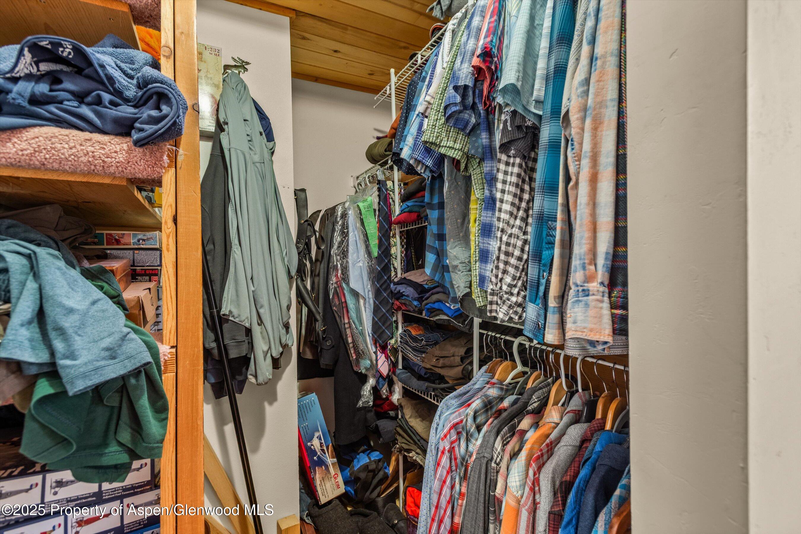 Carbondale, Colorado, 81623, United States, 3 Bedrooms Bedrooms, ,2 BathroomsBathrooms,Residential,For Sale,1989332