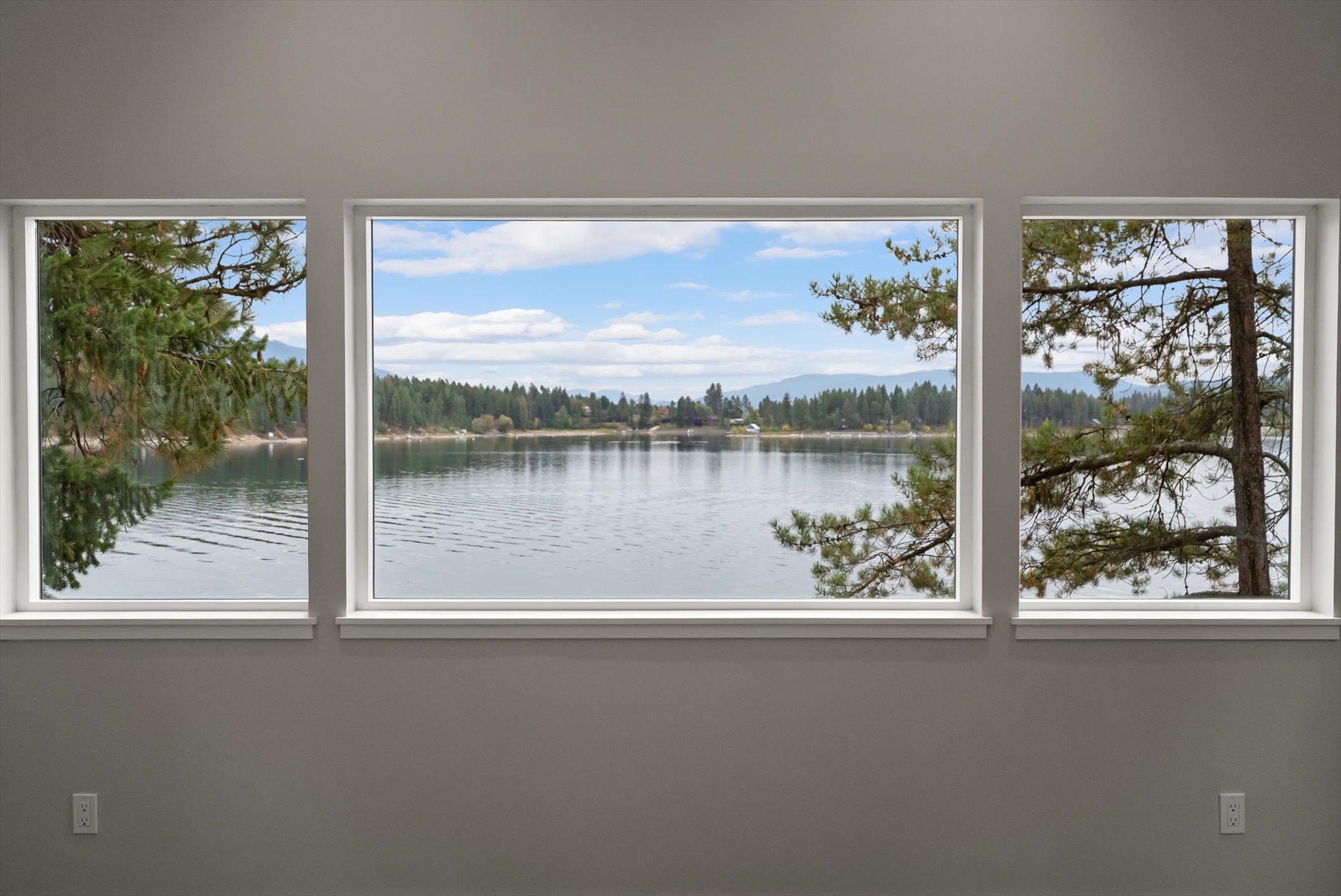  1844 Echo Cabin Loop - 物件實景