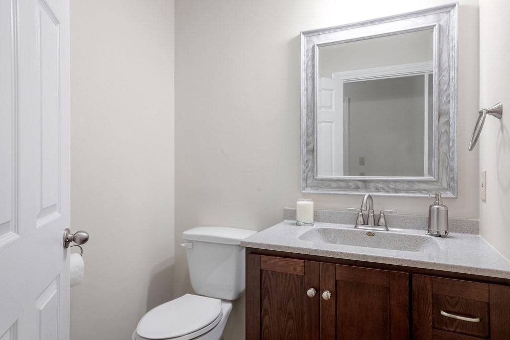 405 405 Frederick Rd, Fredericksburg, Texas, 78624, United States, 5 Bedrooms Bedrooms, ,5 BathroomsBathrooms,Residential,For Sale,405 405 Frederick Rd,1413377