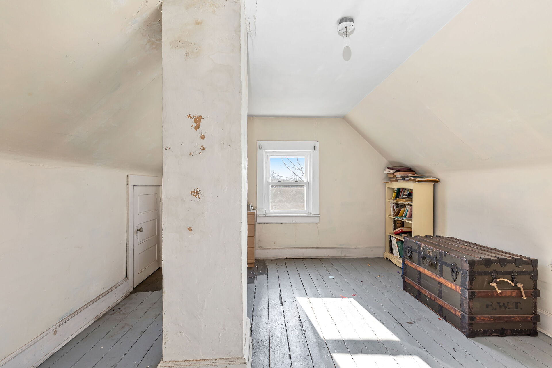 111 Besler Ave, Cranford Township, New Jersey, 07016, United States, 4 Bedrooms Bedrooms, ,Residential,For Sale,111 Besler Ave,1431698