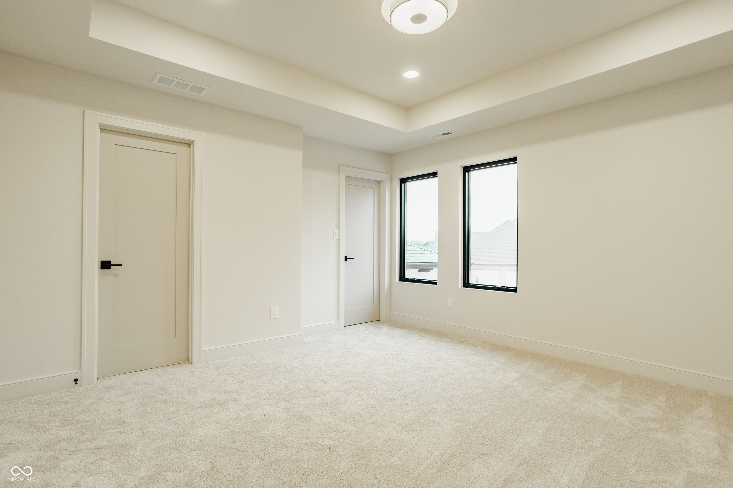 Bargersville, Indiana, 46106, United States, 5 Bedrooms Bedrooms, ,6 BathroomsBathrooms,Residential,For Sale,1977428