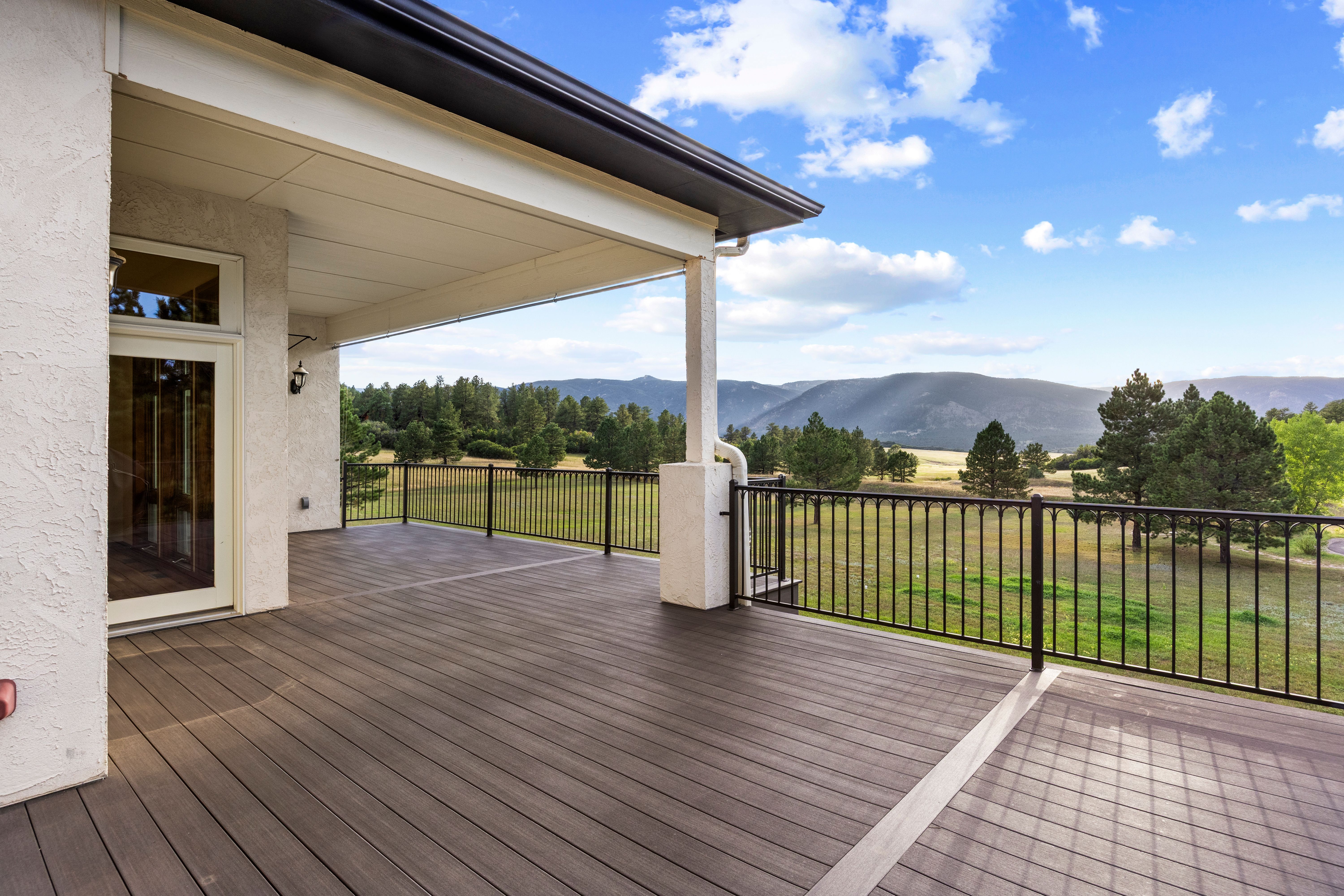  Set on over 4 acres in Perry Park East - 物件實景