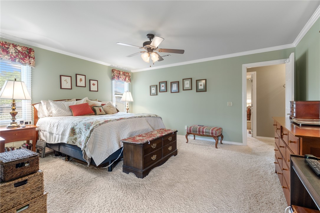 Springdale, Arkansas, 72764, United States, 4 Bedrooms Bedrooms, ,3 BathroomsBathrooms,Residential,For Sale,1804619