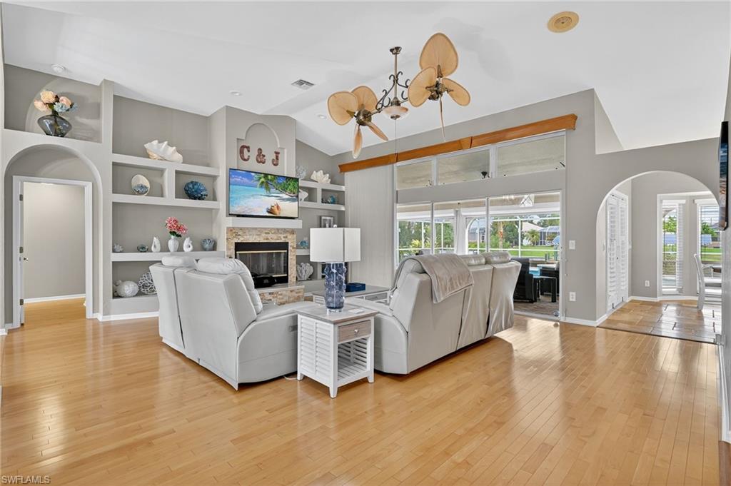 Cape Coral, Florida, 33990, United States, 3 Bedrooms Bedrooms, ,2 BathroomsBathrooms,Residential,For Sale,1994488