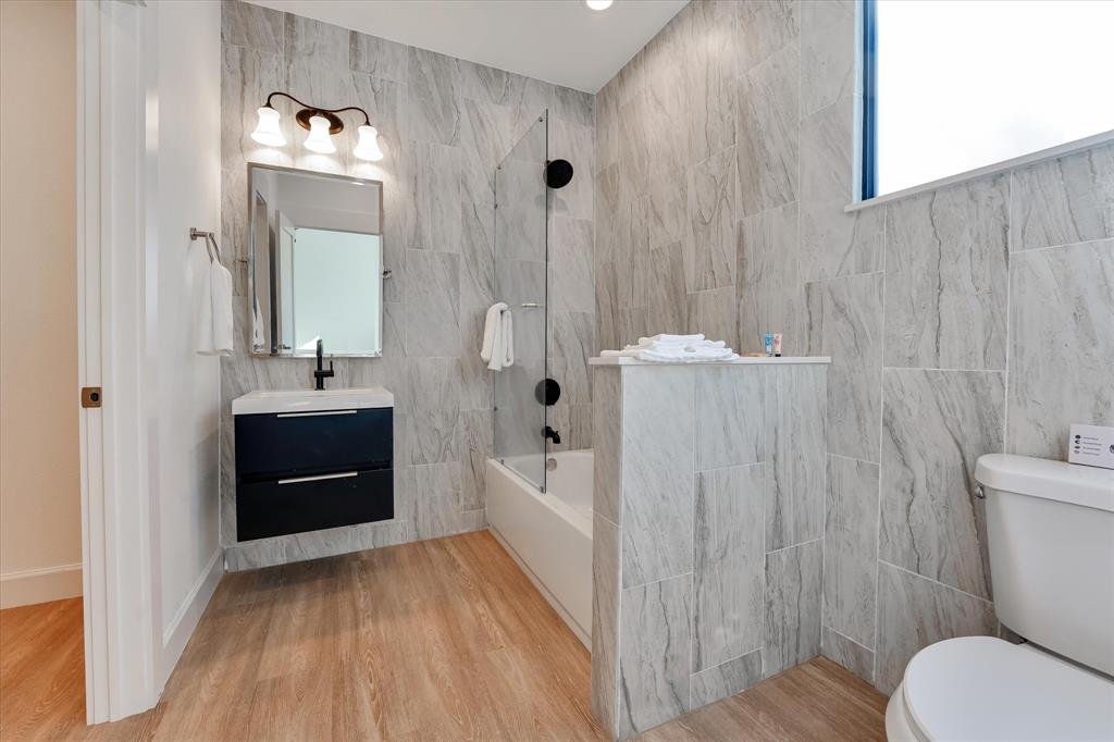 Conroe, Texas, 77303, United States, 3 Bedrooms Bedrooms, ,4 BathroomsBathrooms,Residential,For Sale,1976413