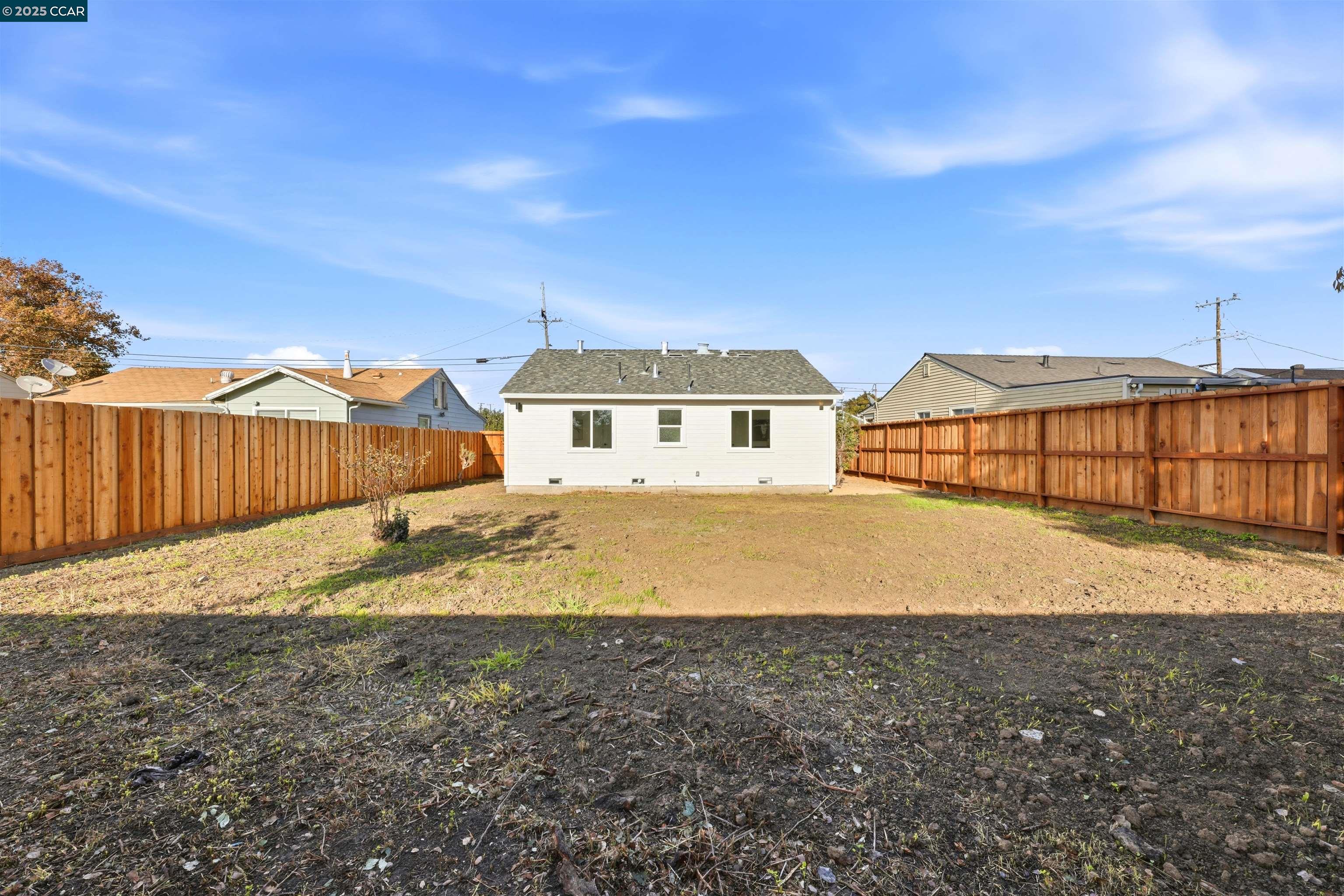 San Pablo, California, 94806, United States, 3 Bedrooms Bedrooms, ,1 BathroomBathrooms,Residential,For Sale,2003031