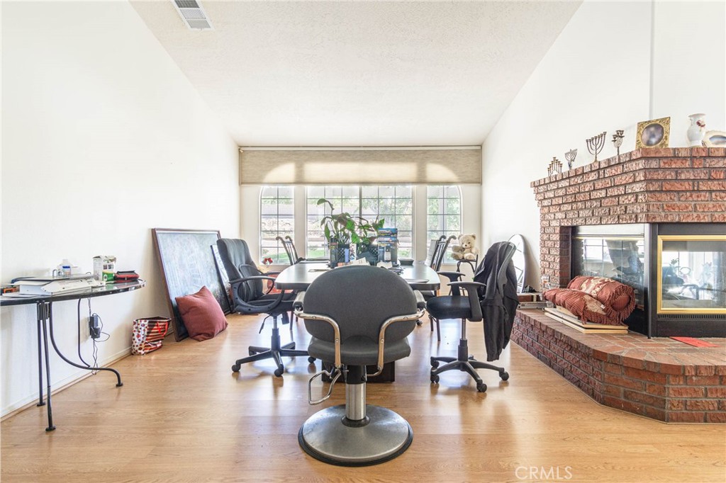 Apple Valley, California, 92308, United States, 4 Bedrooms Bedrooms, ,2 BathroomsBathrooms,Residential,For Sale,1974217