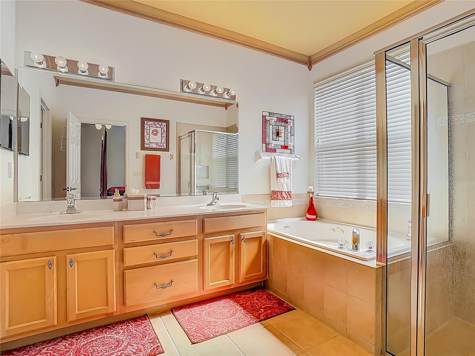 ORLANDO, Florida, 32828, United States, 5 Bedrooms Bedrooms, ,3 BathroomsBathrooms,Residential,For Sale,1923242