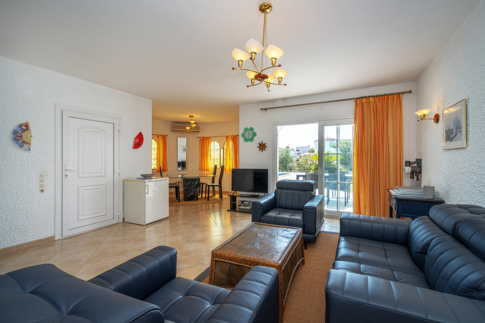  Magnificent property with 25 m of mooring and garage for boats. - 物件實景