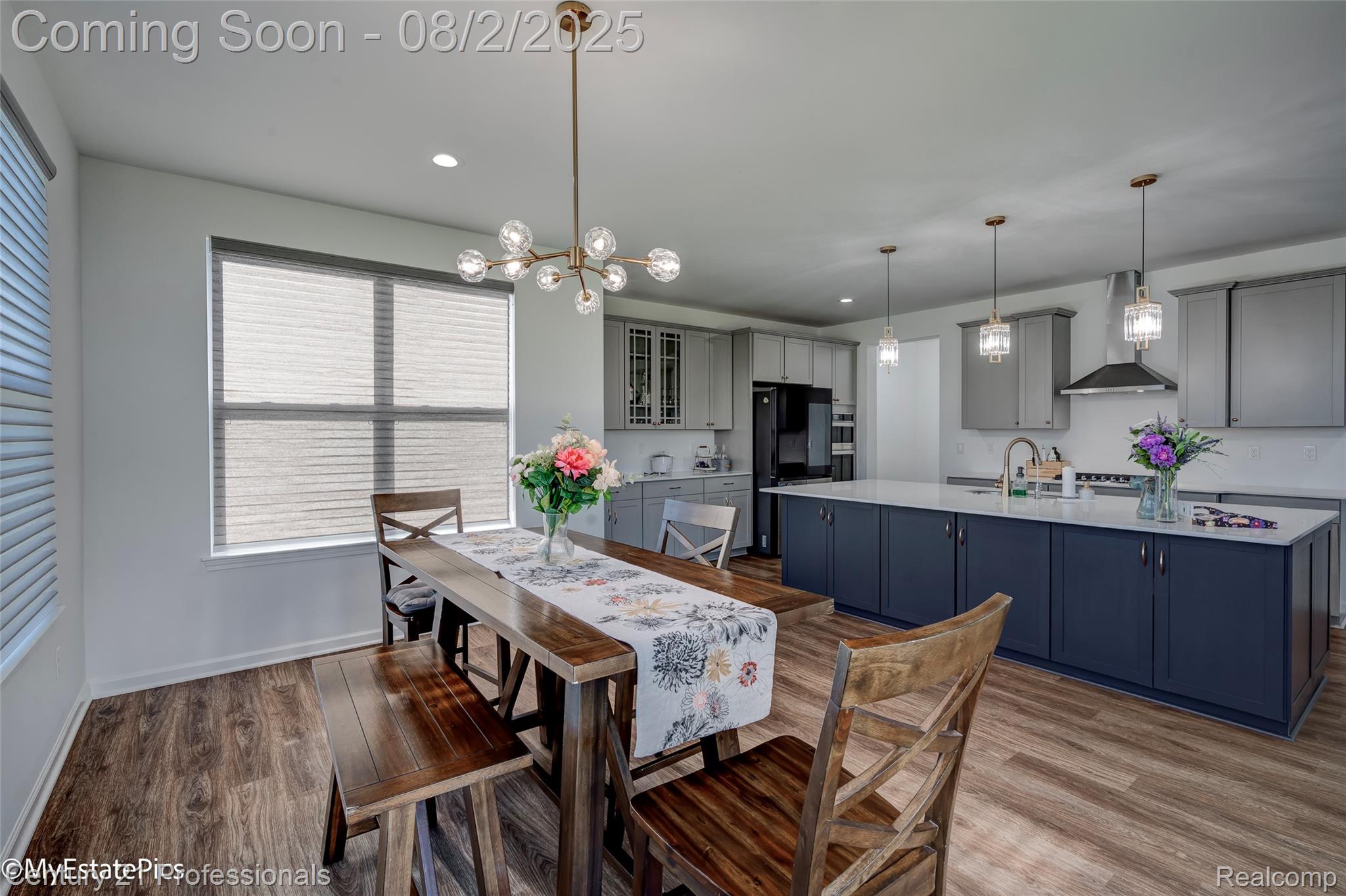 SouthLyon, Michigan, 48178, United States, 4 Bedrooms Bedrooms, ,3 BathroomsBathrooms,Residential,For Sale,1904843