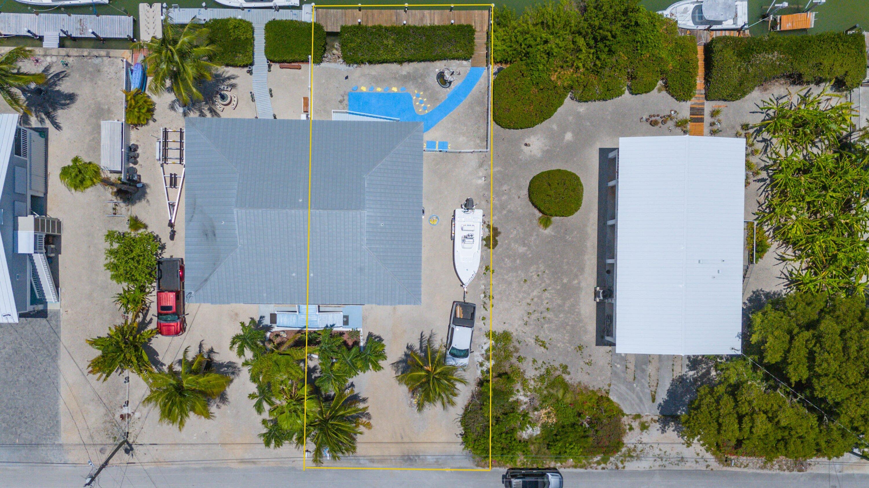 MARATHON, Florida, 33050, United States, 2 Bedrooms Bedrooms, ,2 BathroomsBathrooms,Residential,For Sale,1885329