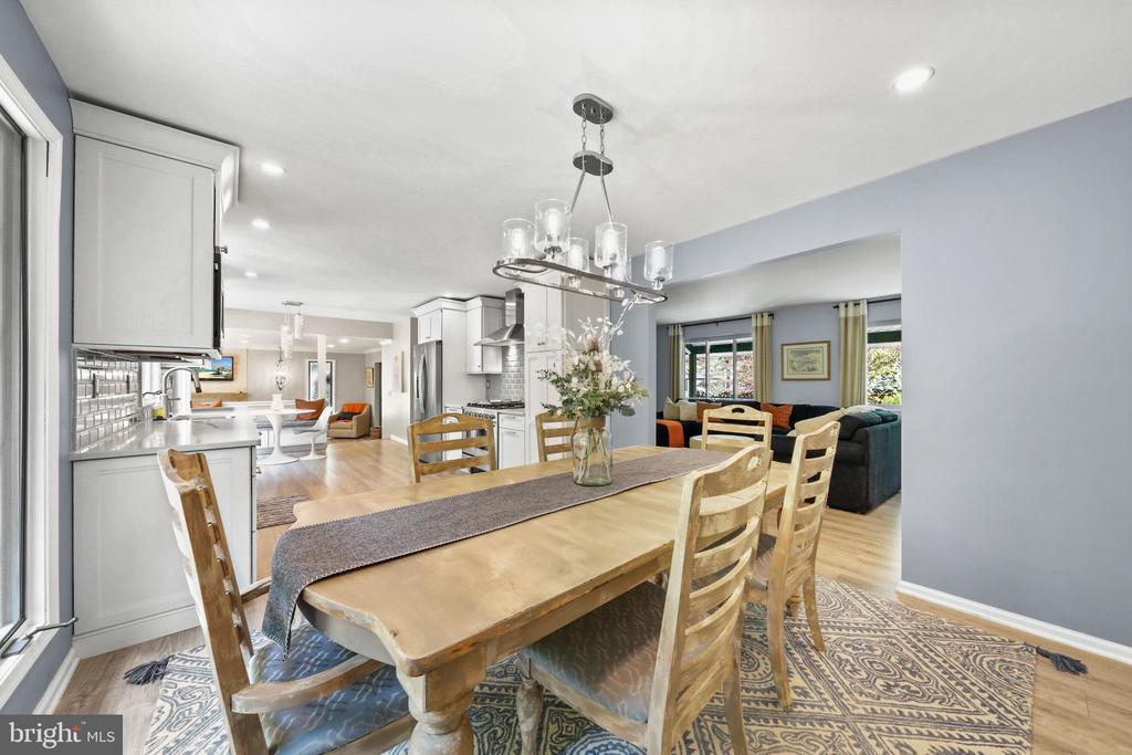 Medford, New Jersey, 08055, United States, 4 Bedrooms Bedrooms, ,3 BathroomsBathrooms,Residential,For Sale,1922039