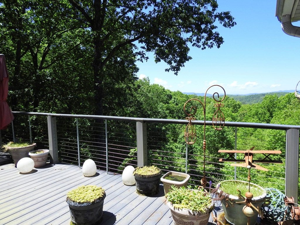 Blue Ridge, Georgia, 30513, United States, 5 Bedrooms Bedrooms, ,5 BathroomsBathrooms,Residential,For Sale,1859095