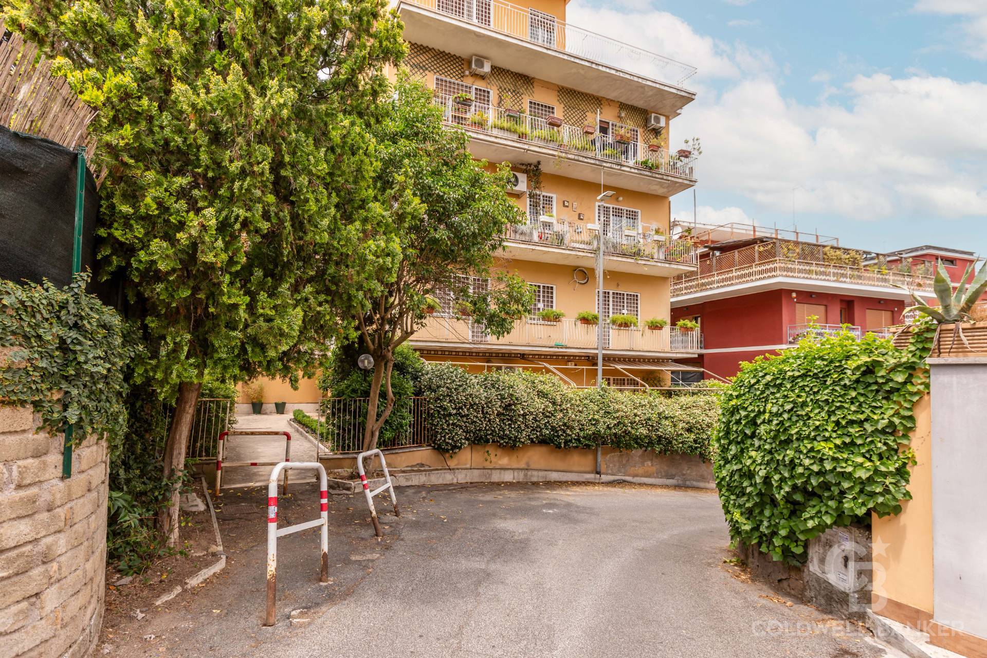 Roma, Roma, 00100, IT, 3 Bedrooms Bedrooms, ,3 BathroomsBathrooms,Residential,For Sale,1932847