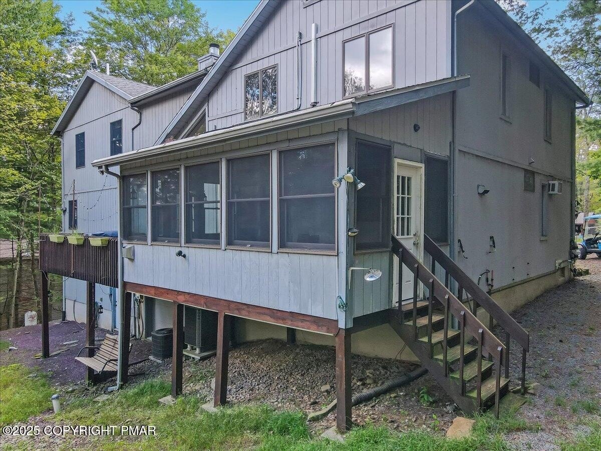 Lake Harmony, Pennsylvania, 18624, United States, 8 Bedrooms Bedrooms, ,4 BathroomsBathrooms,Residential,For Sale,1914089
