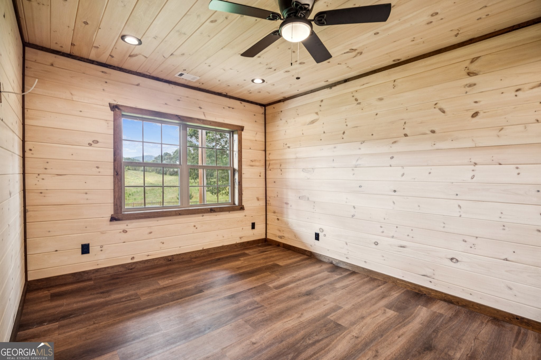 Morganton, Georgia, 30560, United States, 4 Bedrooms Bedrooms, ,3 BathroomsBathrooms,Residential,For Sale,1926928