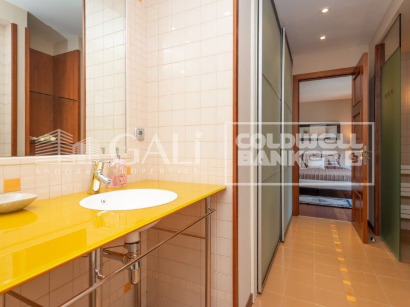 Escaldes-Engordany, Andorra, AD, 6 Bedrooms Bedrooms, ,4 BathroomsBathrooms,Residential,For Sale,1448713