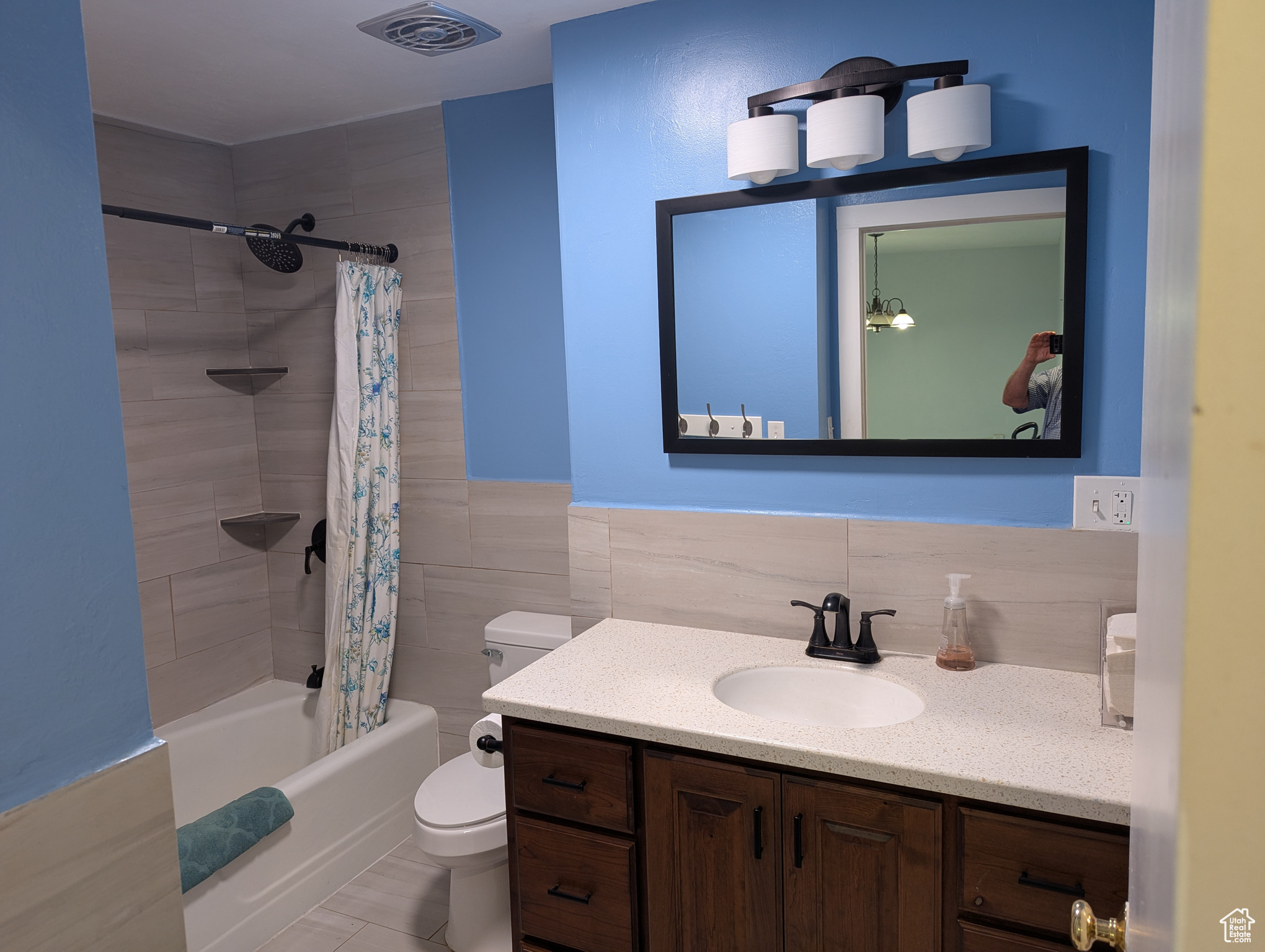 Orem, Utah, 84097, United States, 7 Bedrooms Bedrooms, ,3 BathroomsBathrooms,Residential,For Sale,1983193