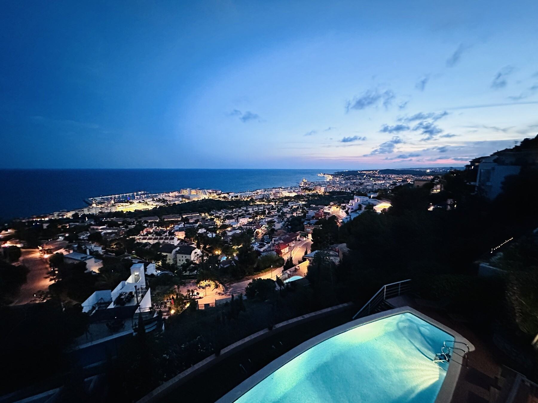  Large south facing villa with breathtaking sea views in Levantina - 物件實景