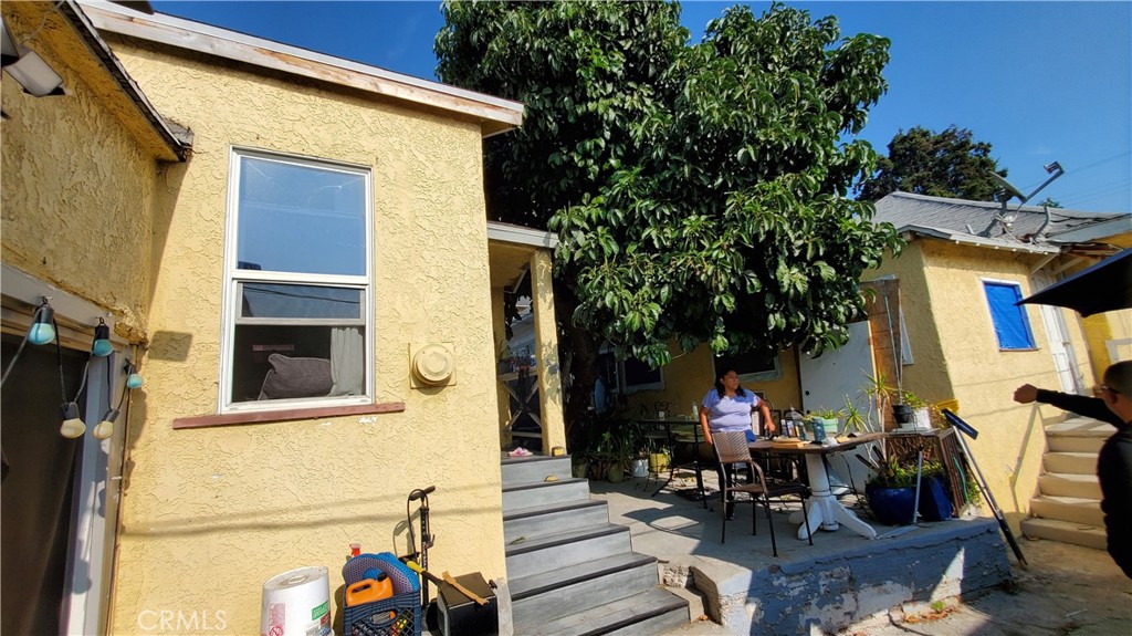 Los Angeles, California, 90006, United States, ,Residential,For Sale,1909502