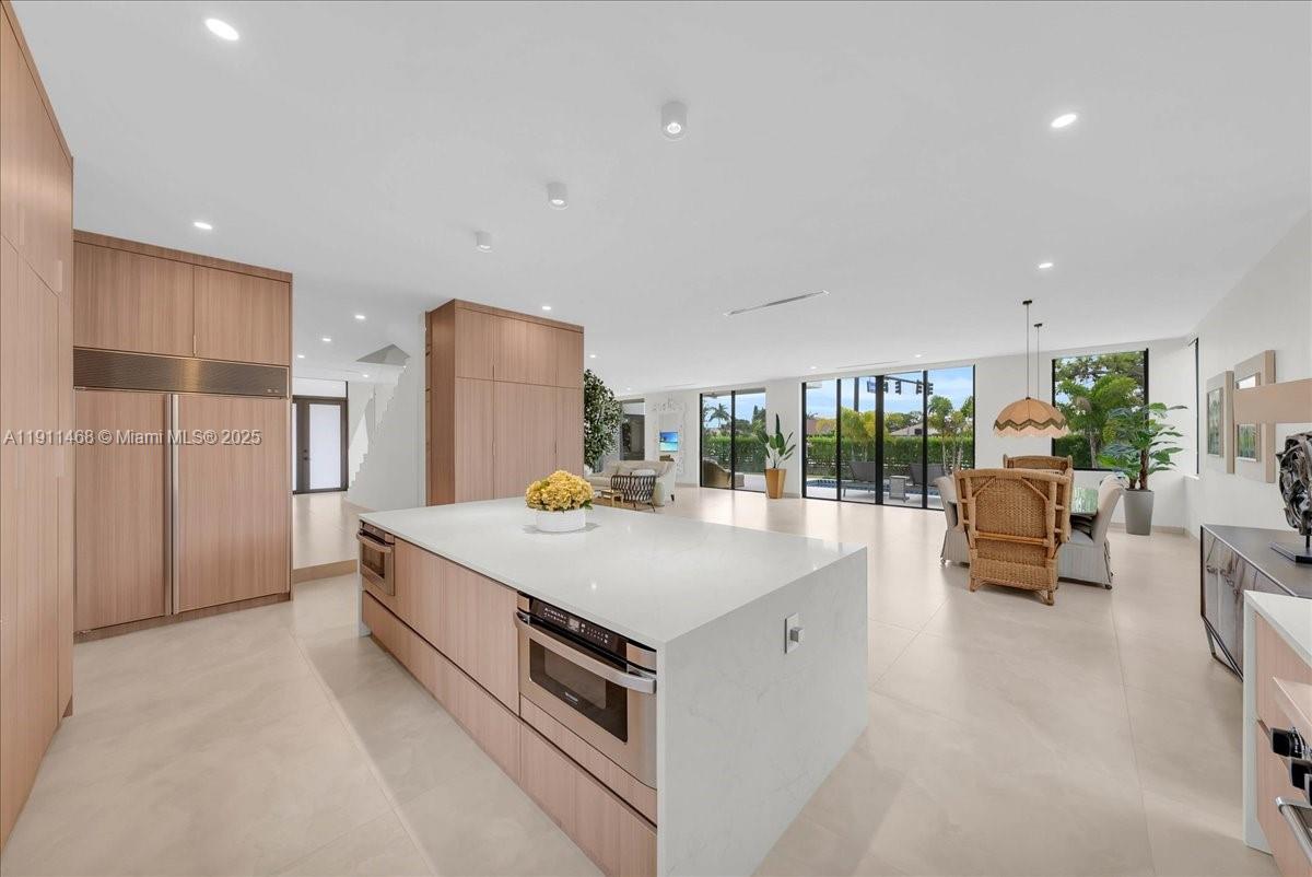 Marco Island, Florida, 34145, United States, 4 Bedrooms Bedrooms, ,5 BathroomsBathrooms,Residential,For Sale,1995875