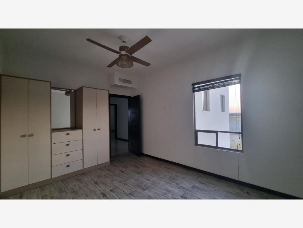 CIRCUITO CIBELES, Torreón, Coahuila de Zaragoza, 27400, Mexico, 3 Bedrooms Bedrooms, ,2 BathroomsBathrooms,Residential,For Sale,CIRCUITO CIBELES,1335982