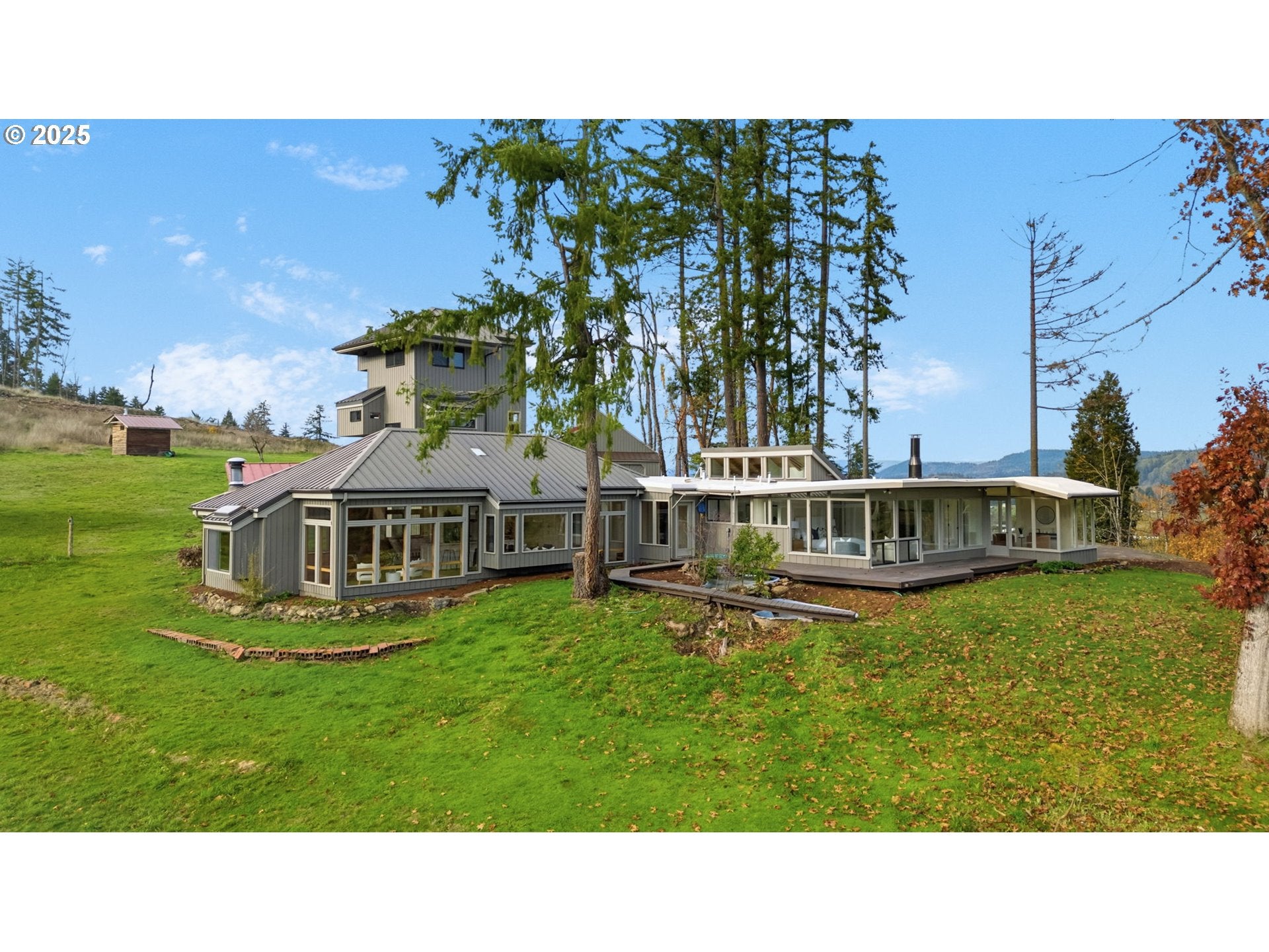 PleasantHill, Oregon, 97455, United States, 5 Bedrooms Bedrooms, ,3 BathroomsBathrooms,Residential,For Sale,1994708