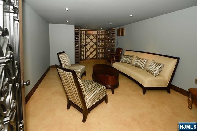 Franklin Lakes, New Jersey, 07417, United States, 5 Bedrooms Bedrooms, ,6 BathroomsBathrooms,Residential,For Sale,1692437