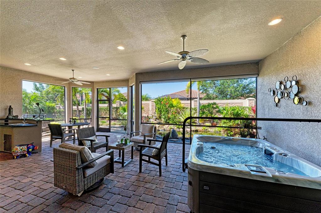 Bradenton, Florida, 34211, United States, 3 Bedrooms Bedrooms, ,3 BathroomsBathrooms,Residential,For Sale,1784146