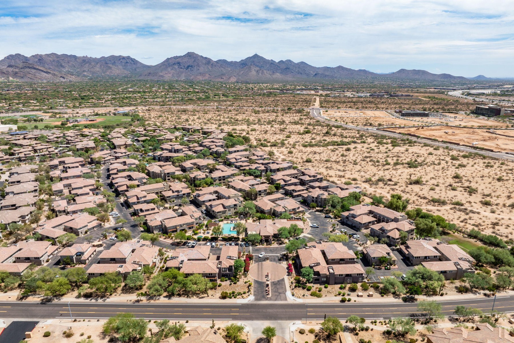  19777 N 76th St¦Scottsdale, AZ - 物件實景