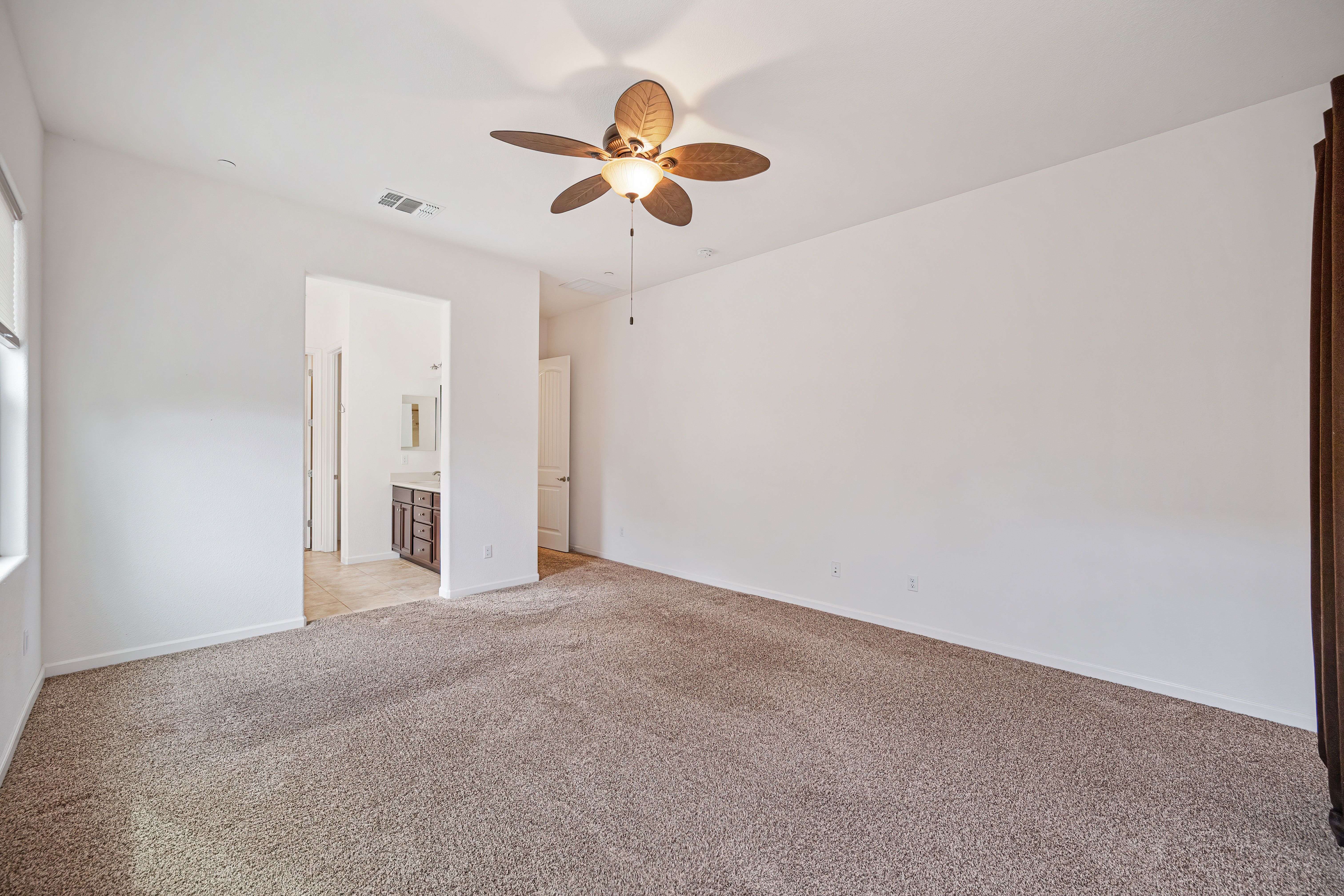  3911 Don River Lane, Sacramento, CA 95834 - 物件實景