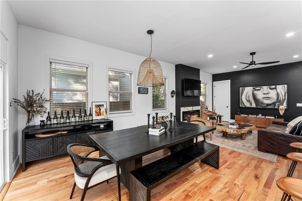 Atlanta, Georgia, 30317, United States, 5 Bedrooms Bedrooms, ,4 BathroomsBathrooms,Residential,For Sale,1989544