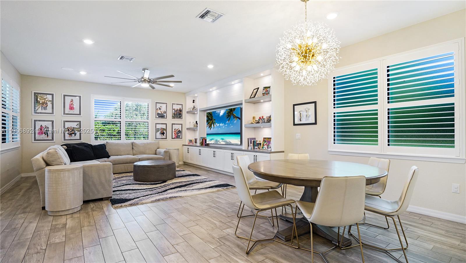 Lake Worth, Florida, 33467, United States, 4 Bedrooms Bedrooms, ,3 BathroomsBathrooms,Residential,For Sale,1990306