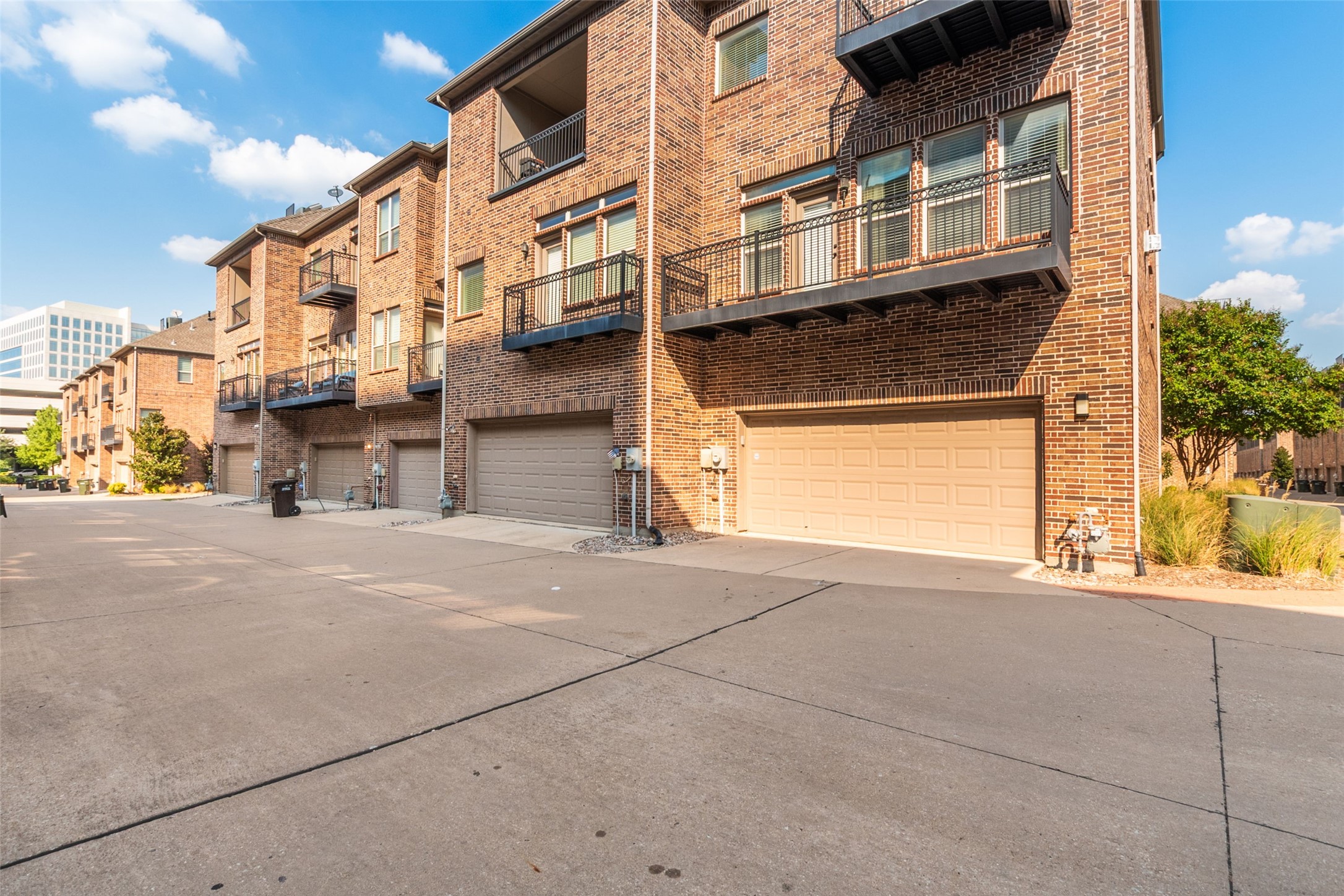 Plano, Texas, 75024, United States, 4 Bedrooms Bedrooms, ,4 BathroomsBathrooms,Residential,For Sale,1949357